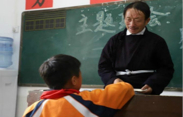 今天 向他們致敬！