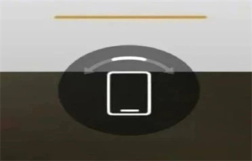 “接了個(gè)電話，手機(jī)差點(diǎn)給我買臺電腦”